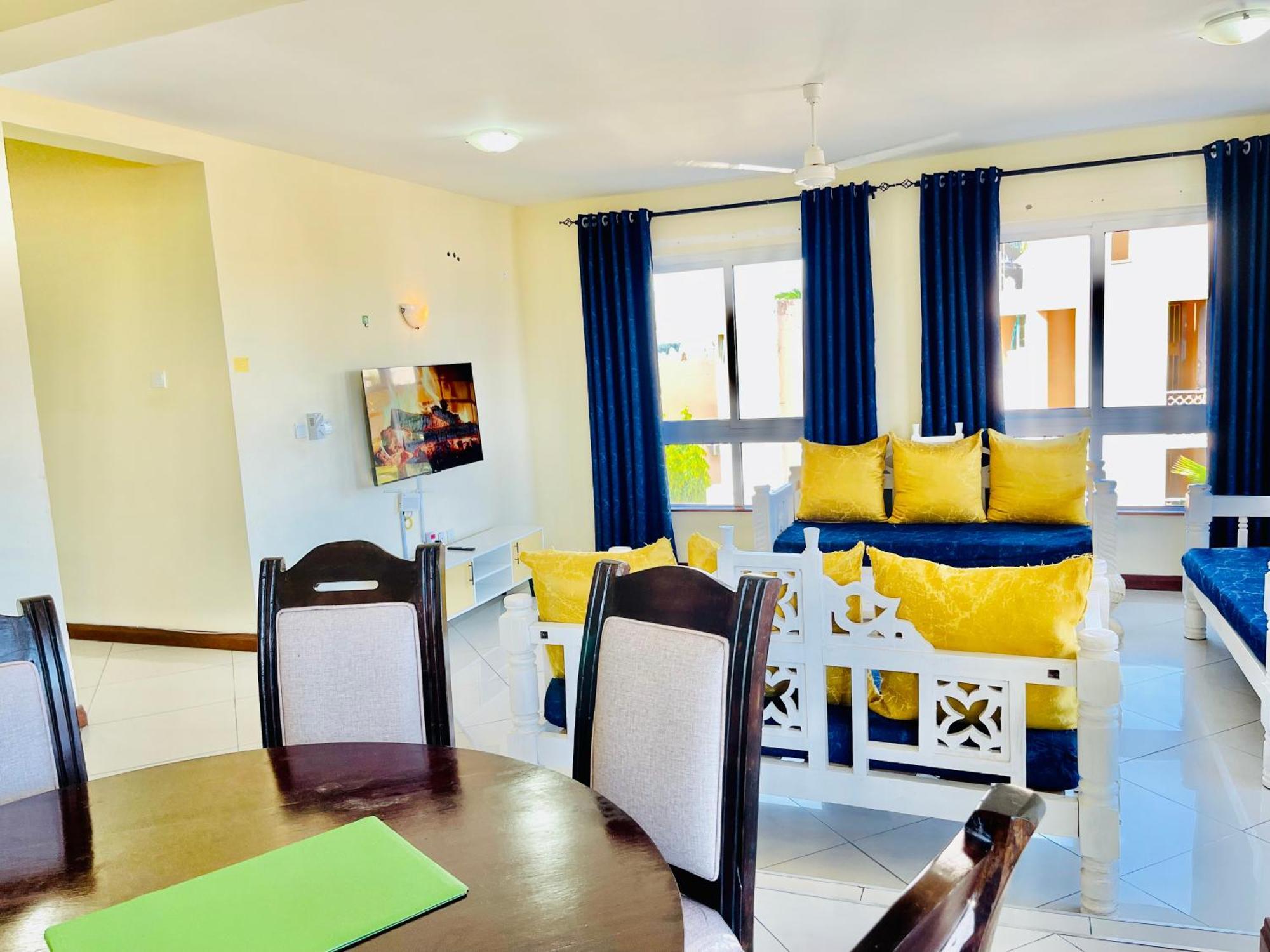 Elna'S Nyali - Work & Unwind - Pool, Sea Views, Ac & Fast Wi-Fi Bed and Breakfast Mombasa Eksteriør billede