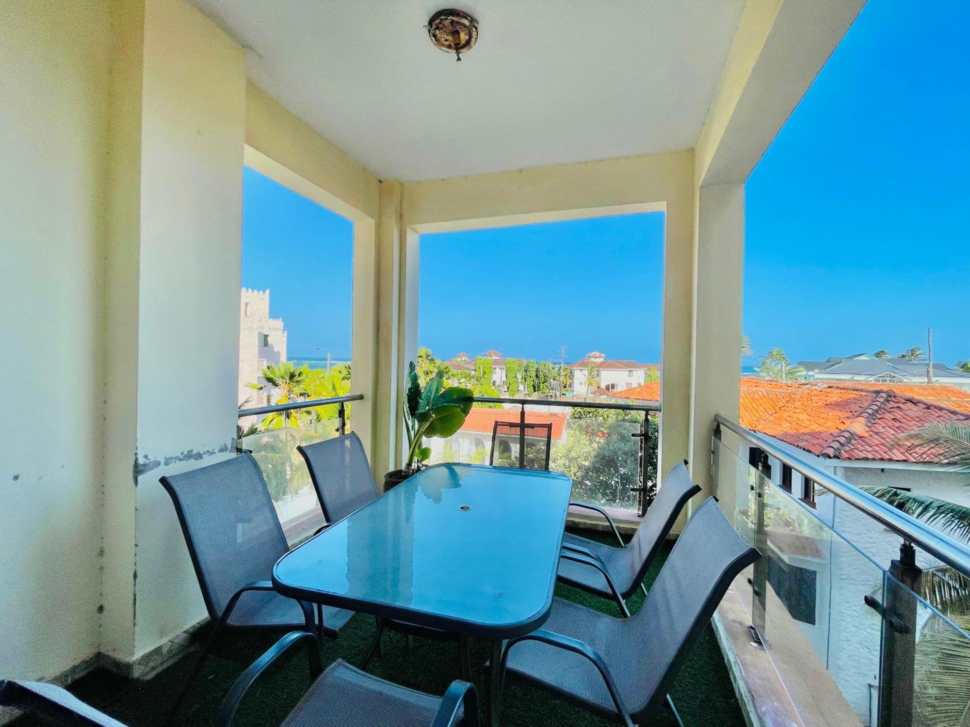 Elna'S Nyali - Work & Unwind - Pool, Sea Views, Ac & Fast Wi-Fi Bed and Breakfast Mombasa Eksteriør billede