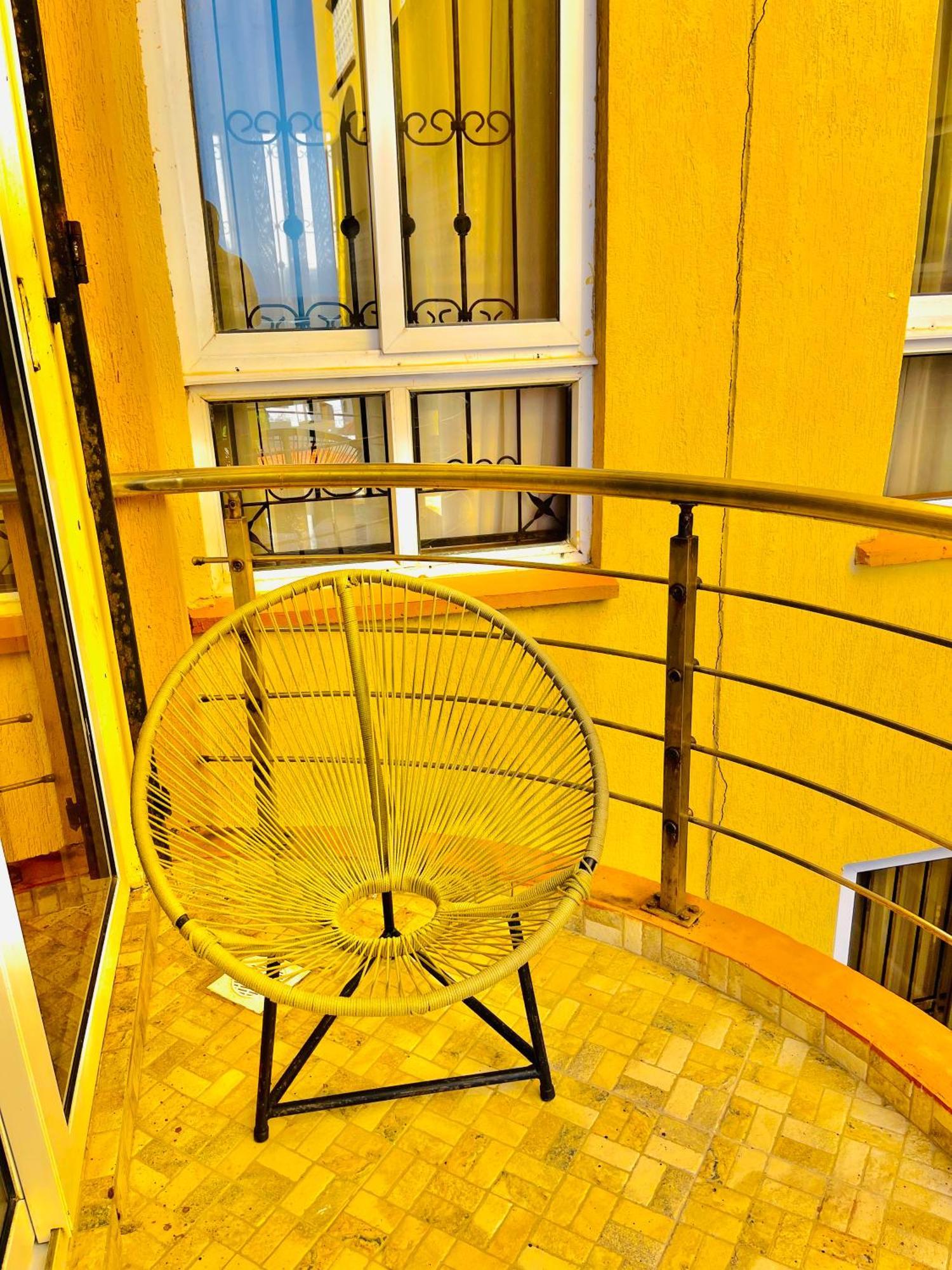 Elna'S Nyali - Work & Unwind - Pool, Sea Views, Ac & Fast Wi-Fi Bed and Breakfast Mombasa Eksteriør billede